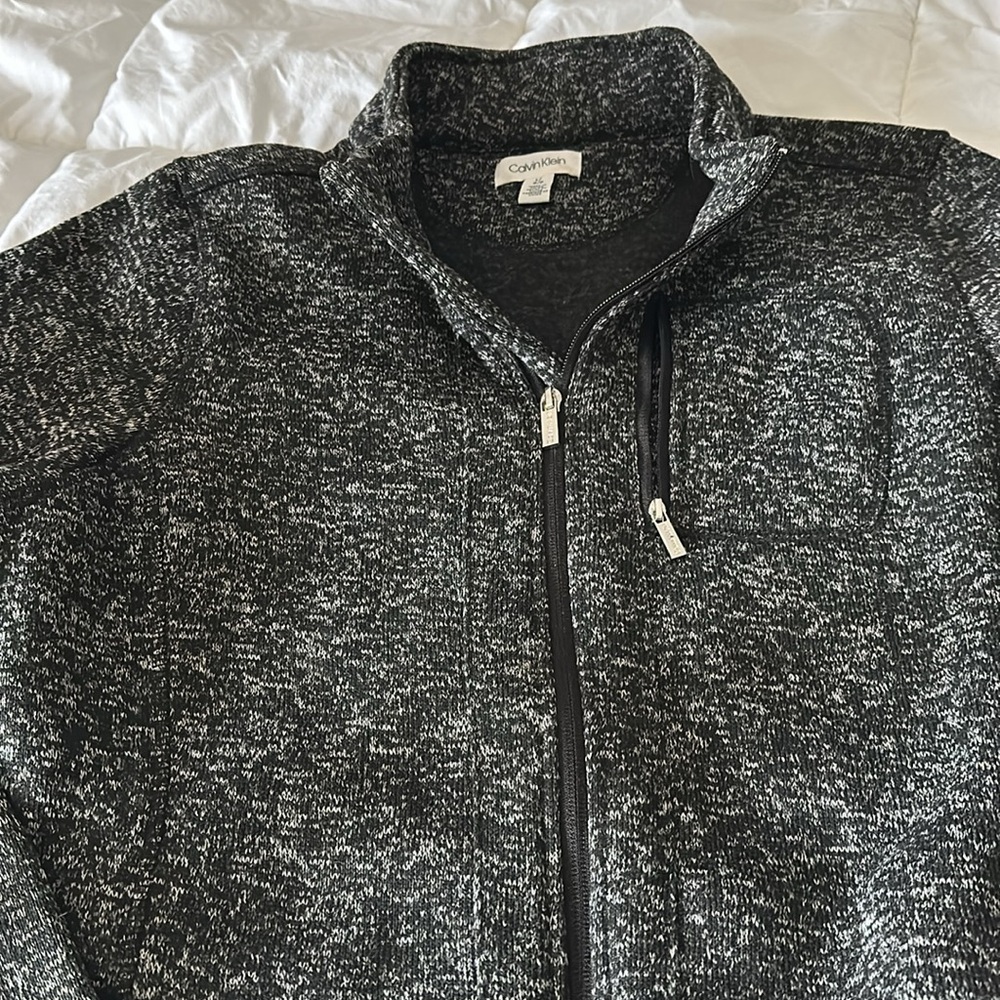 🧥 Calvin Klein sweater jacket
